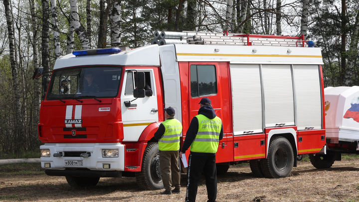 В уральской деревне Березовка вспыхнул крупный пожар