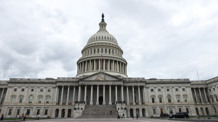 Дошло до смешного. Переговоры по Украине начали Трамп и Байден