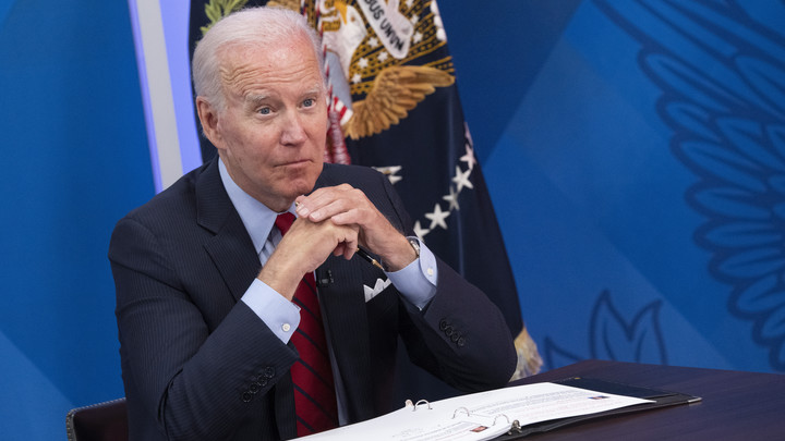 Байден, спаси! Пойманная на наркотиках американская спортсменка испугалась русской тюрьмы