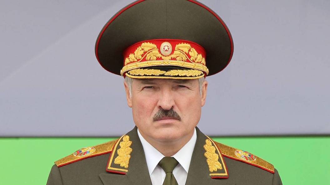 Фото лукашенко в военной форме В Беларуси форму выдадут не всем