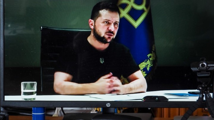 Зеленскому не понравились ровно 606 русских: Киев объявил о новых санкциях