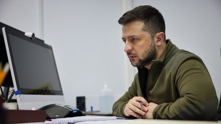 В США просят надавить на Зеленского и отдать России часть Украины
