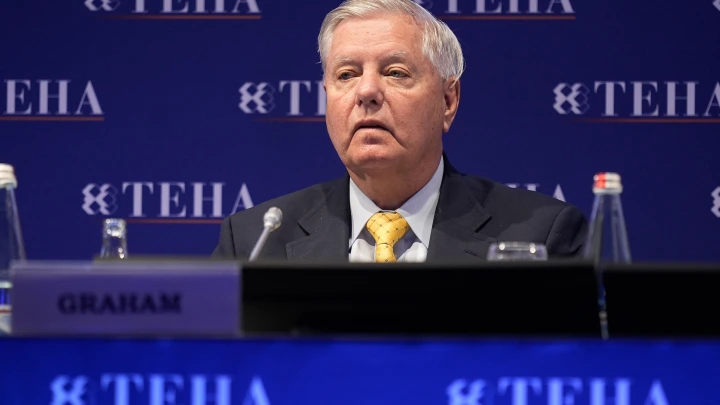 Переобулся даже Грэм*. Главный лоббист Украины в США неожиданно поддержал план Трампа