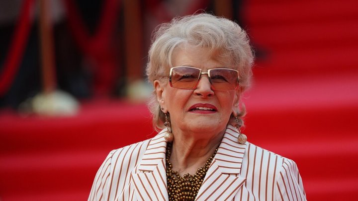 Светлана Дружинина против Анастасии Макеевой - конфликт на премьере нового фильма о гардемаринах