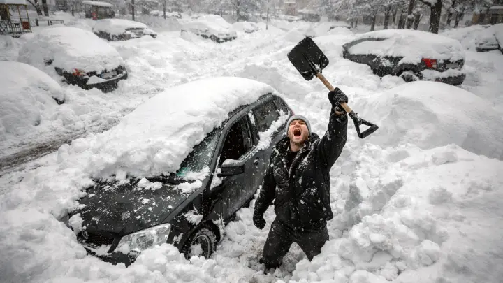 Заморозки возвращаются: Под ударом Москва и Черноземье. Эксперт рассказал, что будет