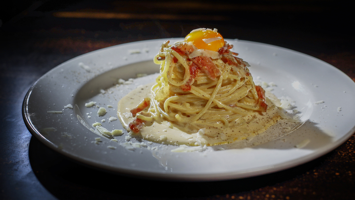 Врач: Самый популярный сыр оказался опасным для сердца