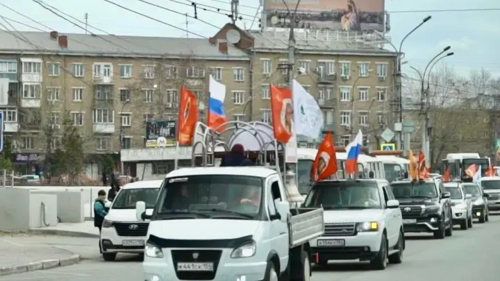 Традиционный проезд Пасхальной звонницы в Новосибирске: уже в шестой раз