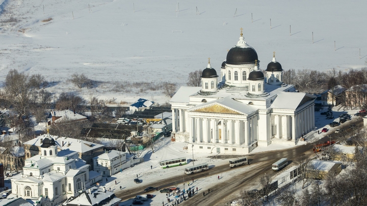 Комик Алексей Щербаков записал несколько видео о Нижегородской области