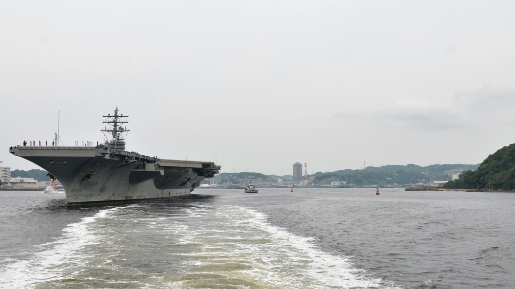 Военный корабль США обстрелял из орудий иранское судно Военный корабль США обстрелял из орудий иранское судно