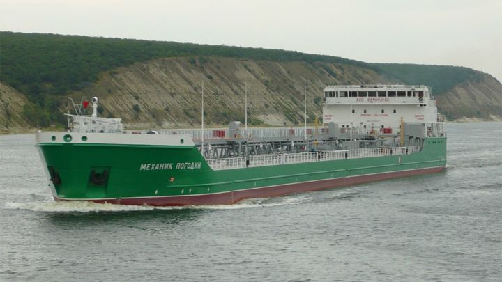 Претензий нет СБУ отпустила моряков захваченного Украиной судна Механик Погодин