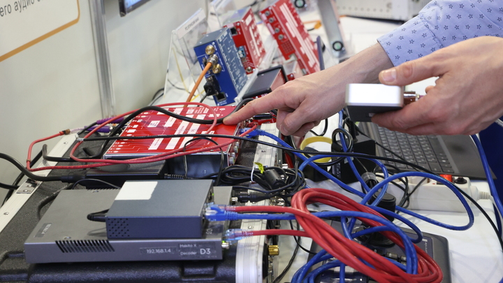 Зарплату IT-преподавателей колледжей в Новосибирской области повысят на 15 тысяч рублей