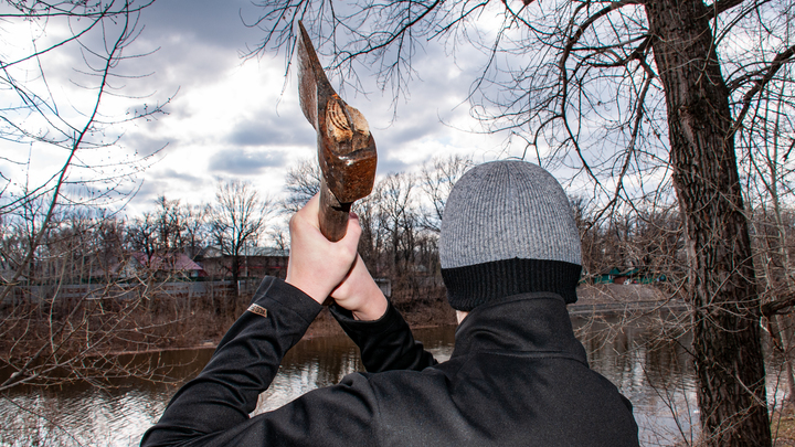 Залил перцовкой и 10 раз ударил топором: мигрант ответит за жесткое убийство в Ленобласти