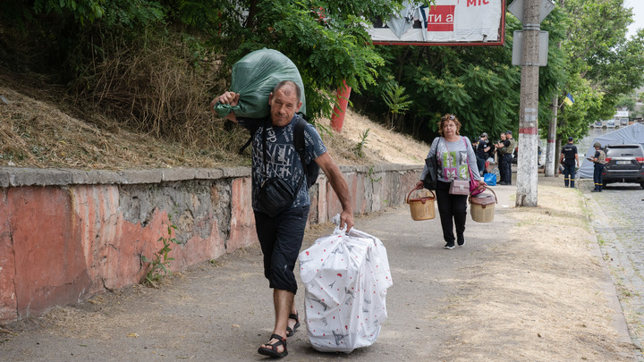 Как можно скорее: На Украине экстренная эвакуация людей из Покровска и Мирнограда - катастрофа близко