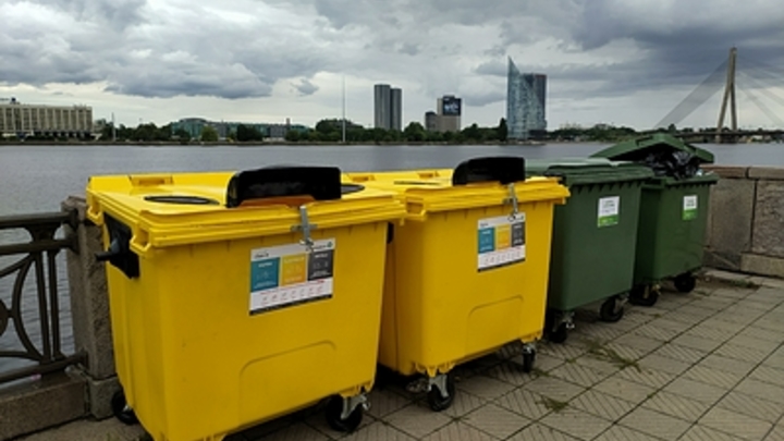 Британцы неделями живут на мусоре: Нашему народу не понять