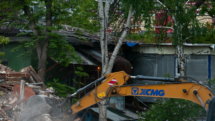 Киев срочно запросил у НАТО тягачи и экскаваторы: Тяжелая техника нужна для двух целей