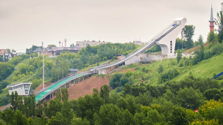 Канатный подъёмник на площади Сенной откроют этой осенью