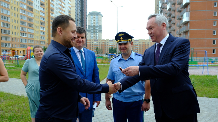 Губернатор и прокурор Новосибирской области приняли работы по завершению строительства предпоследних долгостроев