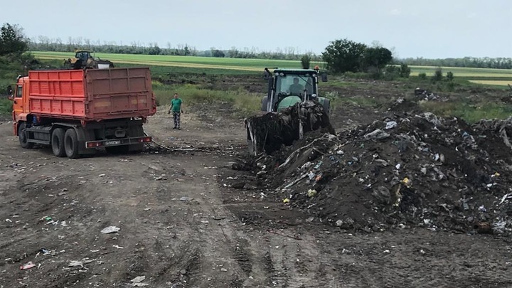В Усть-Лабинске ликвидировали несанкционированную свалку
