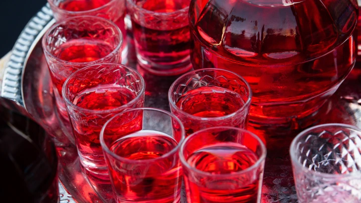 «Родители, будьте начеку!»: Удар, откуда не ждали. В России готовят к запуску онлайн продажу алкоголя. Колясников сказал всё прямо «Родители, будьте начеку!»: Удар, откуда не ждали. В России готовят к запуску онлайн продажу алкоголя. Колясников сказал всё прямо