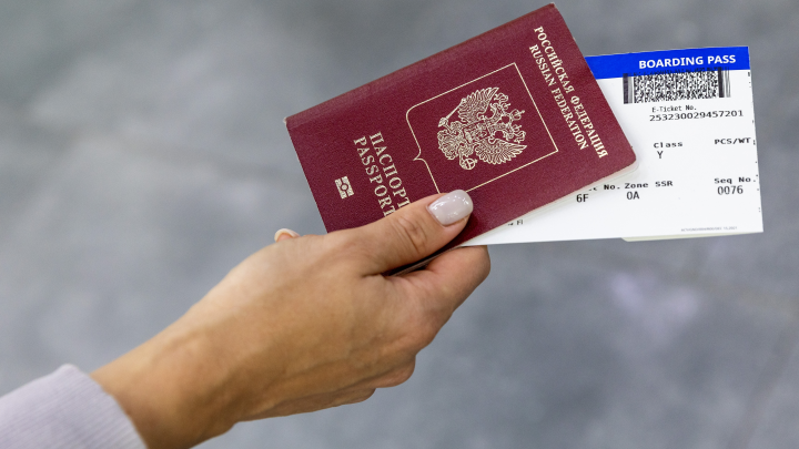 Для детей до 14 лет изменятся правила выезда в некоторые страны