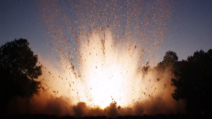 После жёсткой атаки ВСУ на Новороссийск на связь вышел Подоляка: Вынужден признать