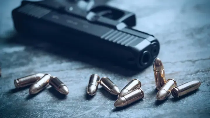 Видео обстрела автомобиля с детьми в Петропавловске-Камчатском выложило агентство Кам24