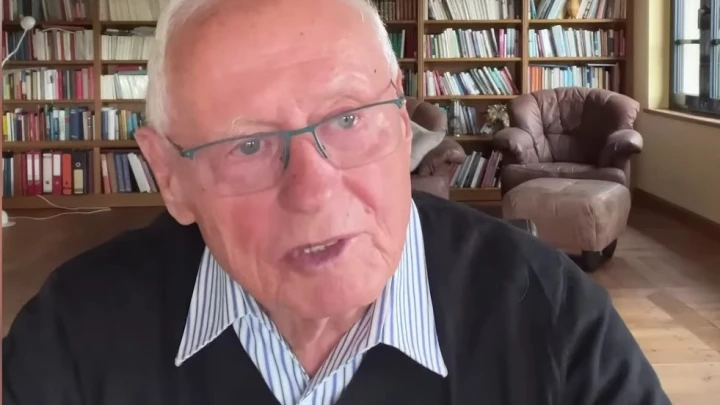 Экс-министр ФРГ Лафонтен назвал русофобию навязанной немцам «традицией»