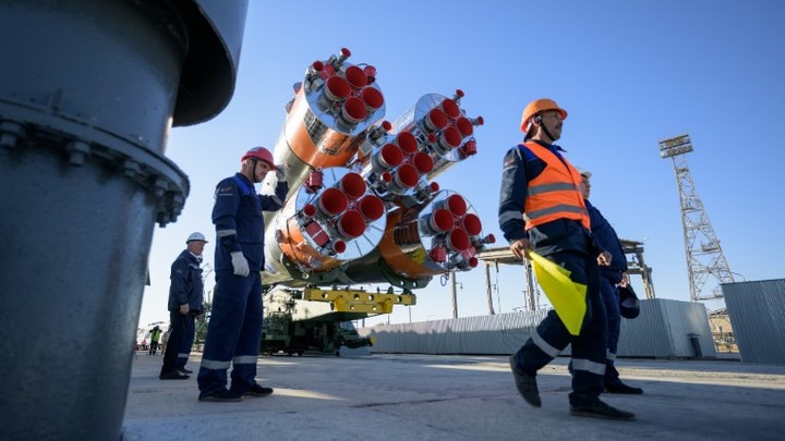 Минобороны: В России развернут свыше 12 новых комплексов контроля космоса