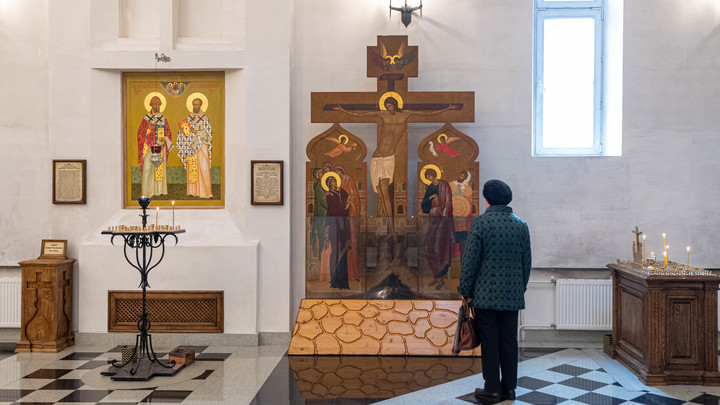 Мэрия Новосибирска пока не приняла решения о возведении храма на Лежена