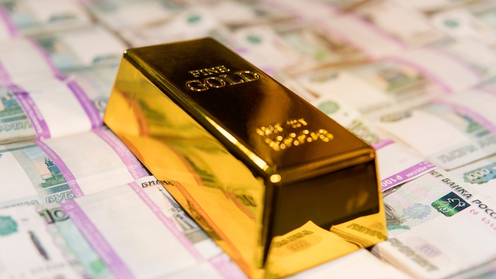 Лакшери-жизнь сенатора Савельева. Чем занималась семья во время его задержания