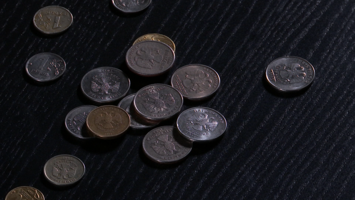 Цирк с русскими деньгами: Олег Царёв не удержался от смеха, рассказывая о глупой выходке финансистов