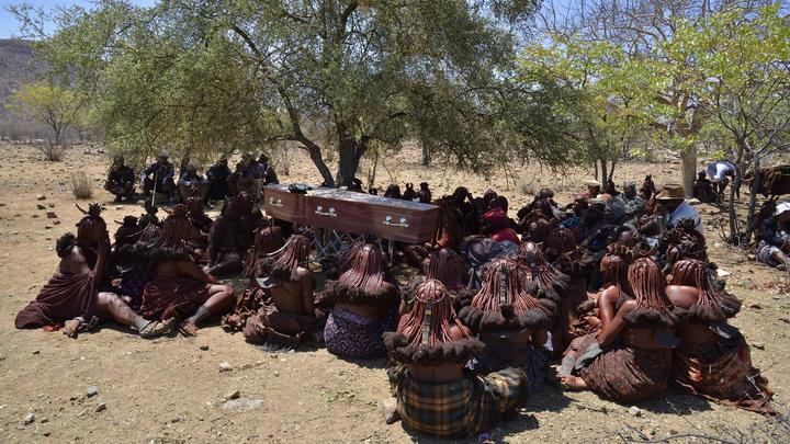 Африканский супермаркет Pick n Pay: Многодетные, купите у нас страховку на похороны