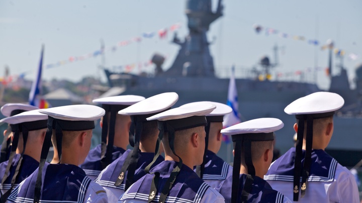 ЧФ отработал изоляцию закрытого для судоходства района Чёрного моря