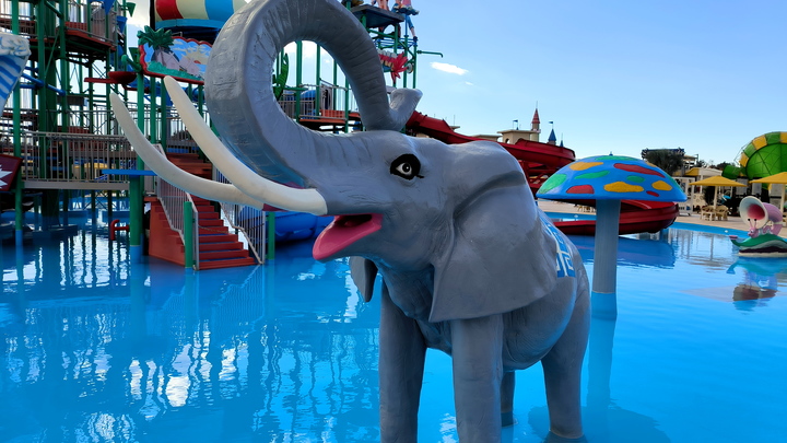 Турция готовит неприятный сюрприз для туристов? Пляжи Антальи могут стать недоступными