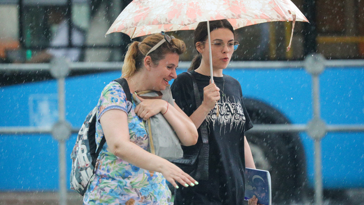 Затопившие Москву ливни обойдут Петербург стороной