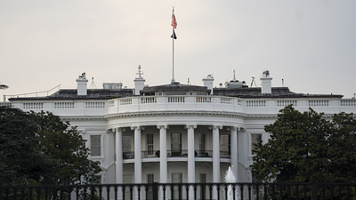 Эксперт предложил усилить Джо Байдена советом экс-президентов