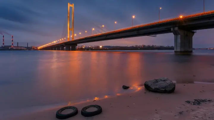 Хамить Америке - новая мода на Украине. Доходит до абсурда, но любители войны в восторге