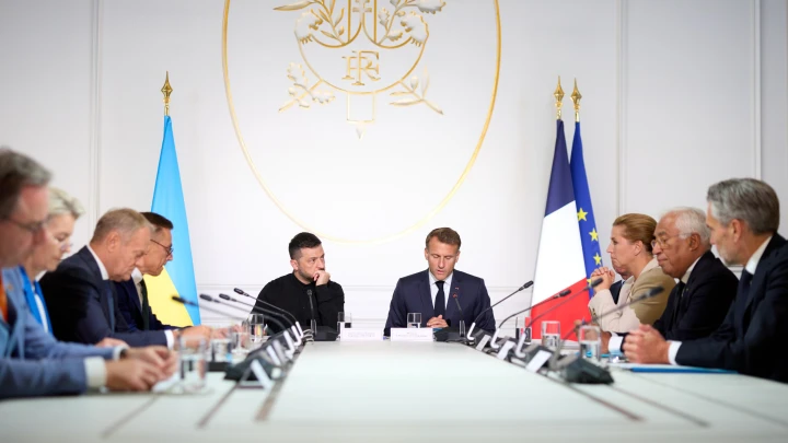 The Telegraph: коалиция желающих решила изменить тактику давления на Россию The Telegraph: коалиция желающих решила изменить тактику давления на Россию