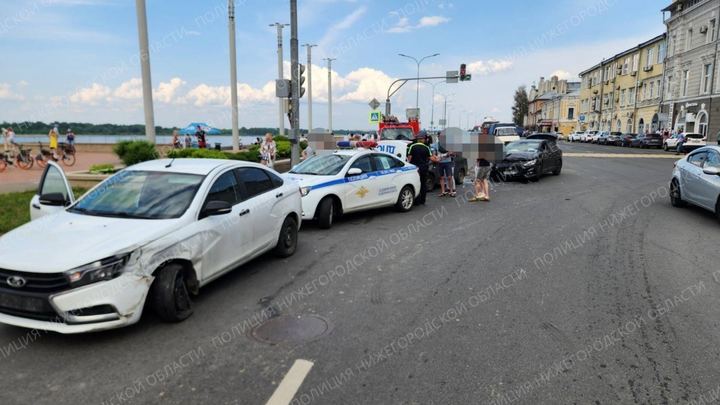 Три человека пострадали с ДТП с участием четырёх автомобилей в Нижнем Новгороде