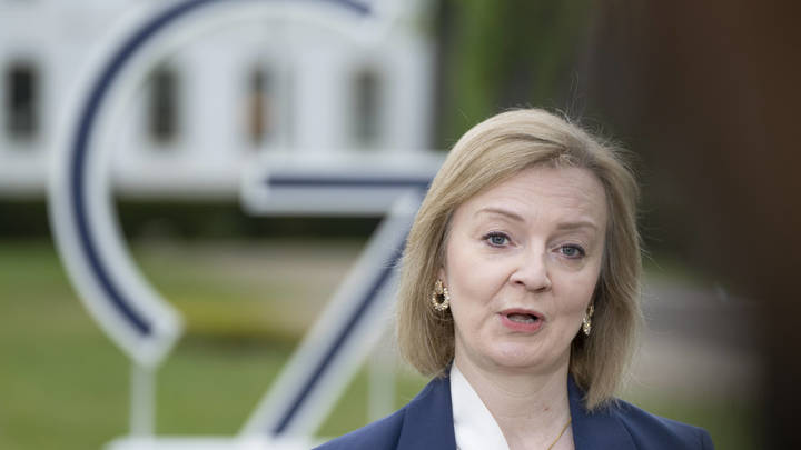 Великобритания бросила двоих своих наемников, приговорённых в ДНР к смертной казни