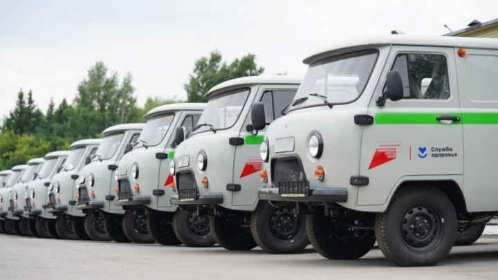 Медучреждения Кузбасса получили 24 новых автомобиля