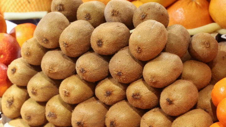 Импорт киви сократился на четверть в 2025 году в Краснодарском крае