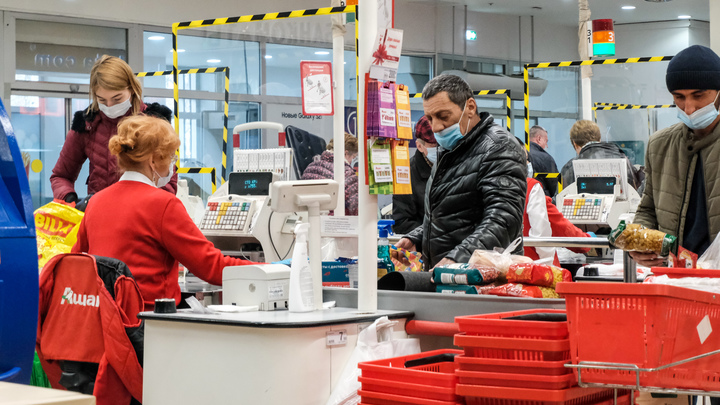 В Краснодарском крае продуктовые ритейлеры ввели лимиты на продажу нескольких групп товаров
