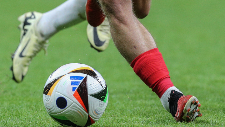 Вы что, крысёныши, не могли нормально?: Футболисты Енисея избили отдыхающих турбазы