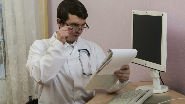 Для неотложных вызовов и развозки биоматериала: На Кубани выделили 50 млн рублей на новые машины