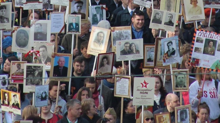 «Бессмертный полк» установил рекорд: В шествии в Москве участвует более миллиона человек