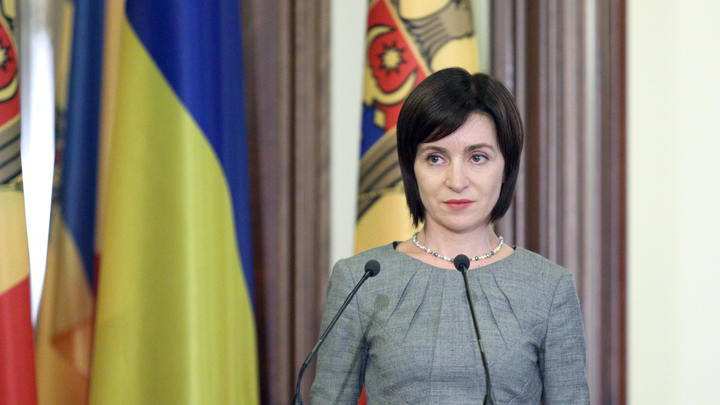 В Молдавии президента Майю Санду обвинили в намеренном уничтожении экономики