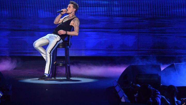 Детская доплата в 1,5 миллиона? Mash сравнил цены на Диму Билана. Вышло удивительно