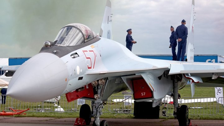 О Су-34 слагают не только легенды, но и анекдоты: Русский, спорим, ты не сможешь повторить?