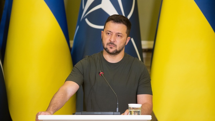 Зеленский об открытии нового зернового коридора: Он пройдёт через Молдавию и Румынию